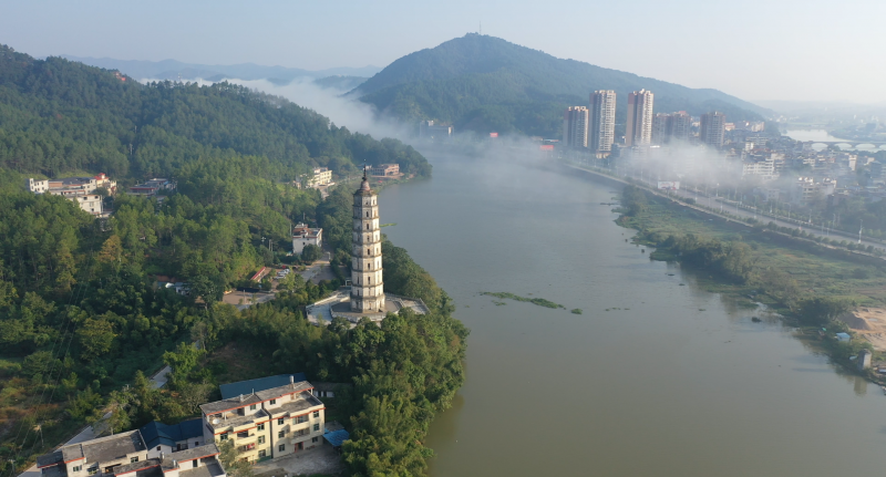 會(huì )昌龍光寶塔景點(diǎn)